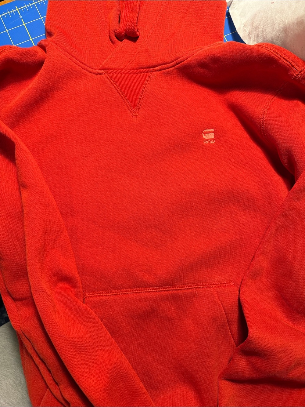 G-Star Men's Bright Red Crewneck Hoodie with Subtle Logo